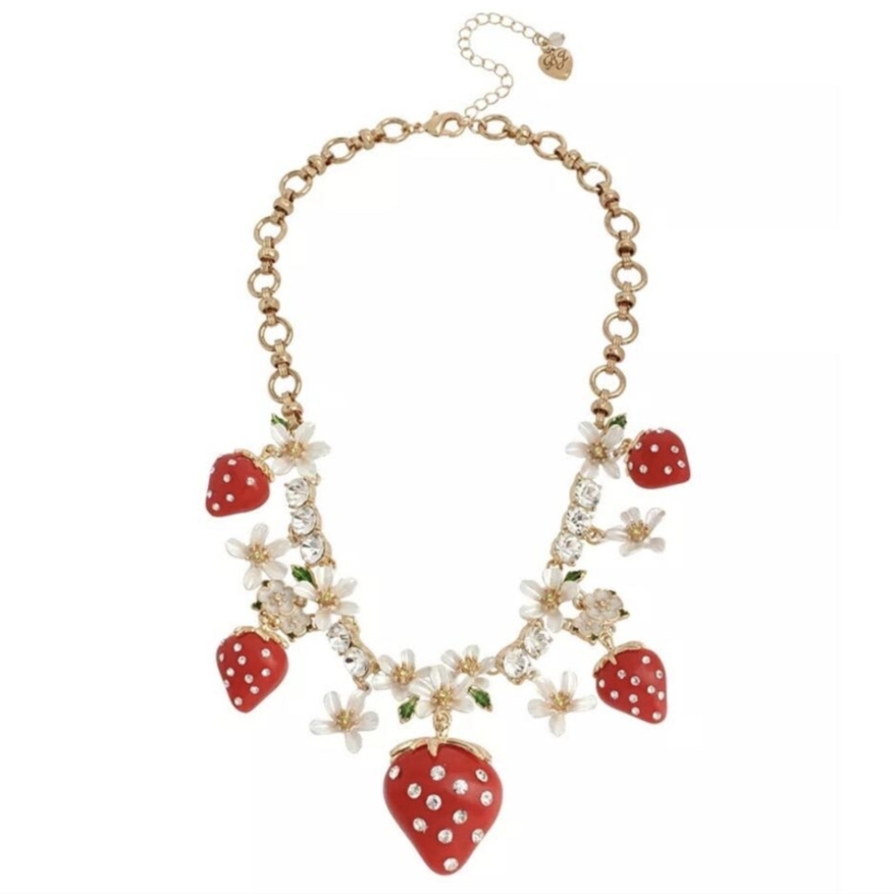 🆕 Strawberry Floral Drop Necklace 🍓 Betsey Johnson